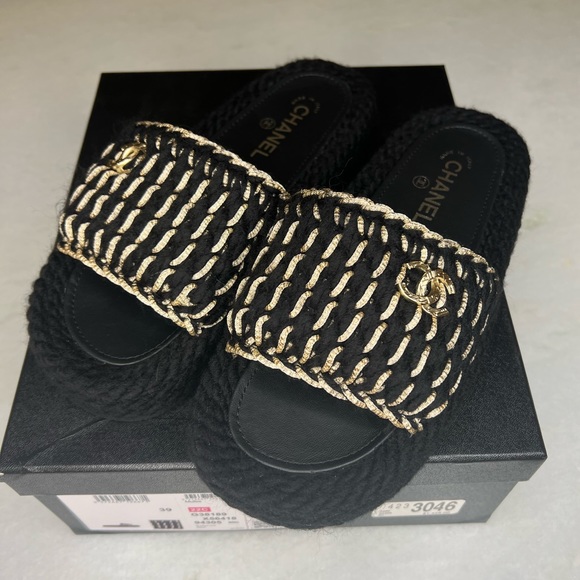 NEW CHANEL WOMENS BRAIDED KNIT METALLIC CC SLIDES SZ EU 39 - Picture 6 of 12